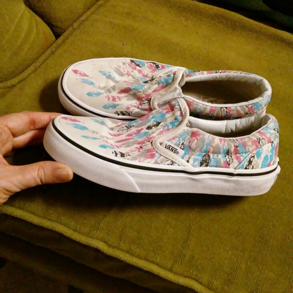 *SOLD*Girl's Slip On Vans Size 1.5 Boho - Picture 2 of 5